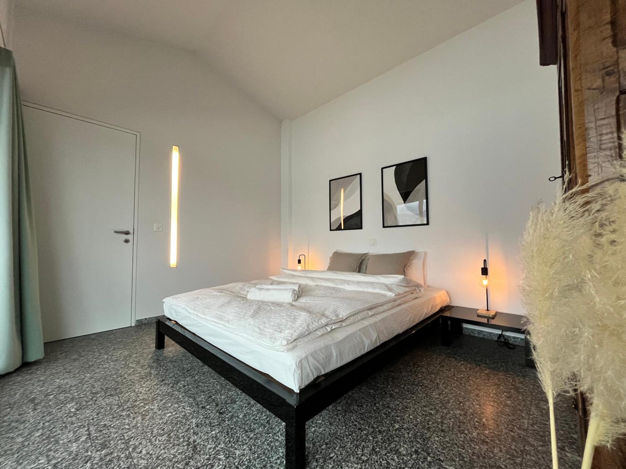 Wohnung Mit Grossartiger Seesicht Und Balkon Spiez Zewnętrze zdjęcie