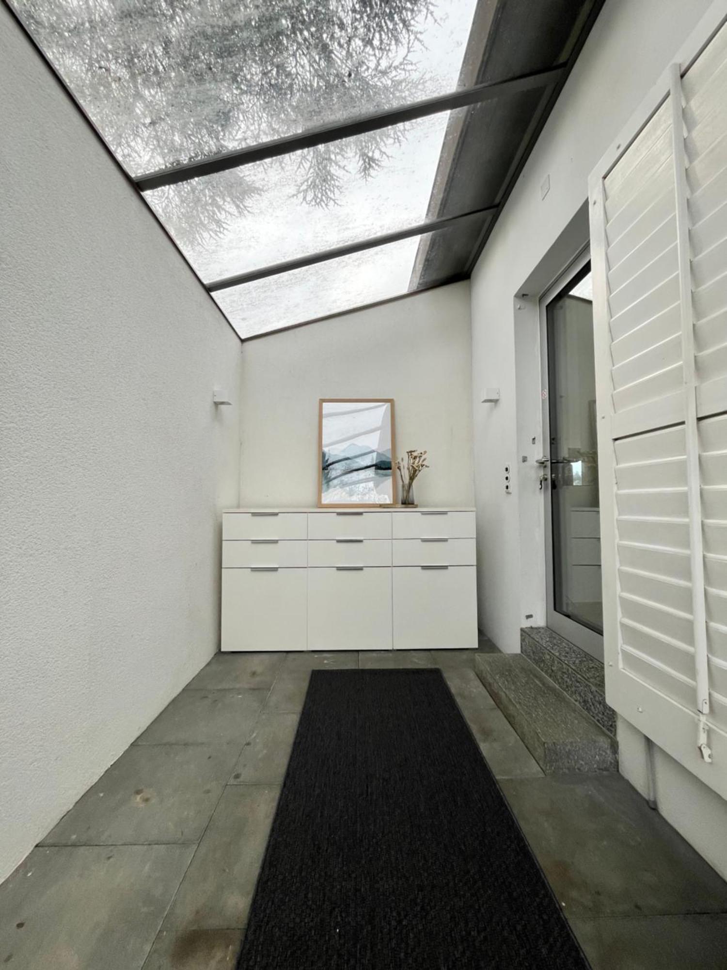 Wohnung Mit Grossartiger Seesicht Und Balkon Spiez Zewnętrze zdjęcie