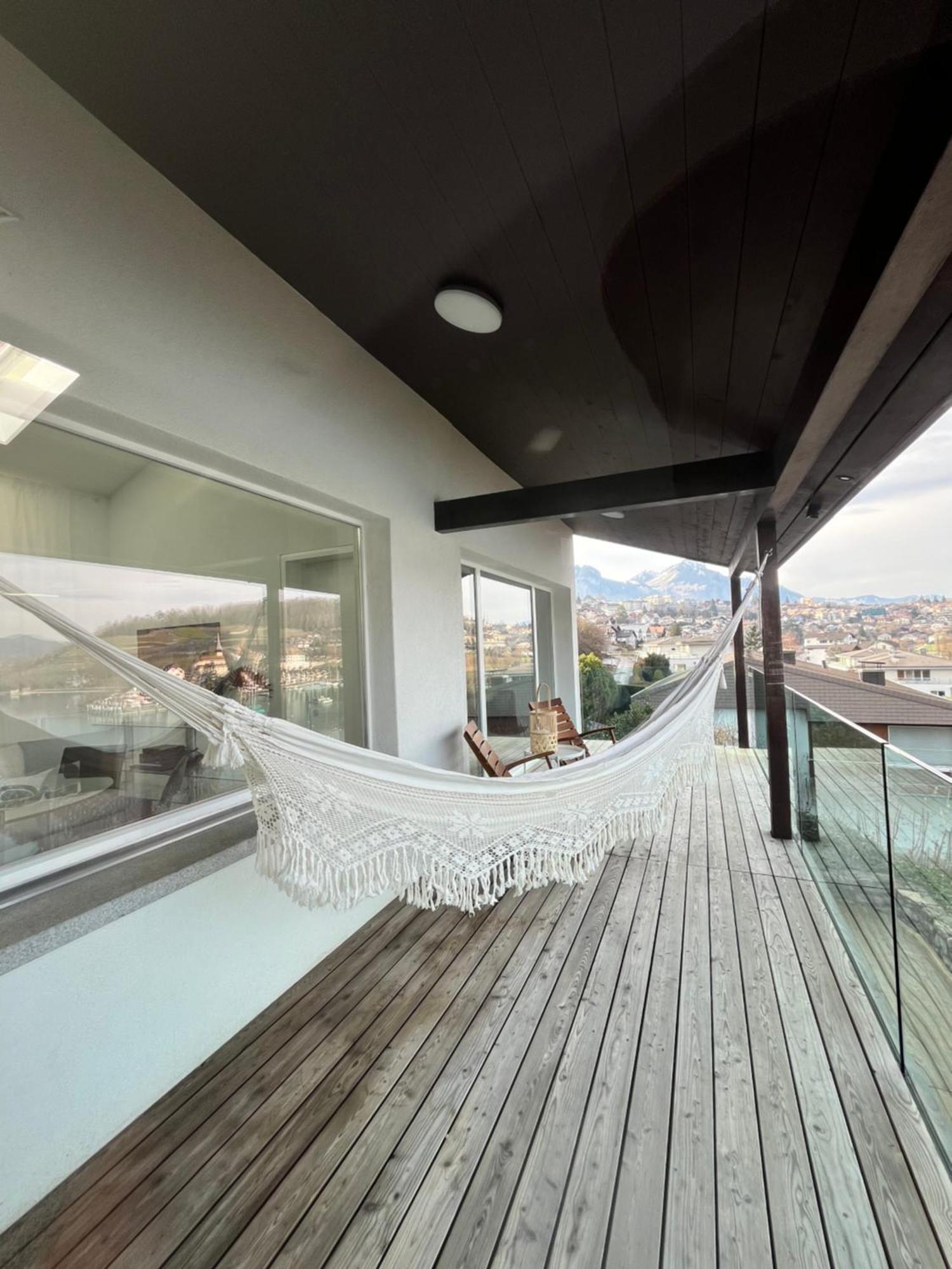 Wohnung Mit Grossartiger Seesicht Und Balkon Spiez Zewnętrze zdjęcie
